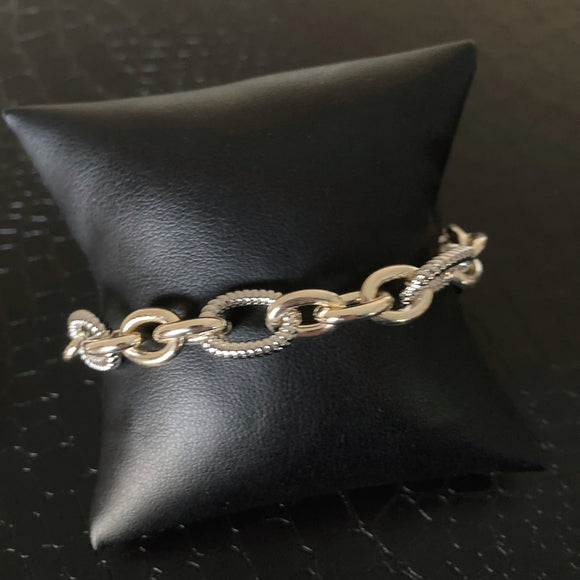 Two-toned Textured Link Bracelet
