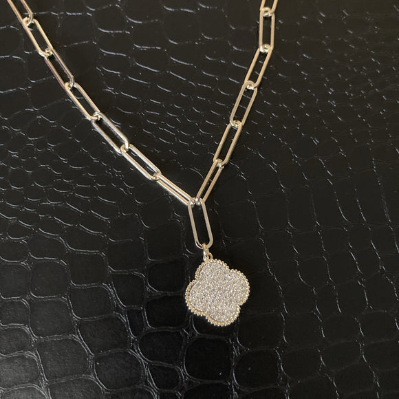 Paperclip Diamond Clover Necklace